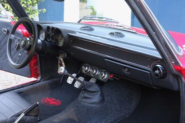 Interior 12
