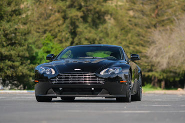 250420 V12 Vantage 005