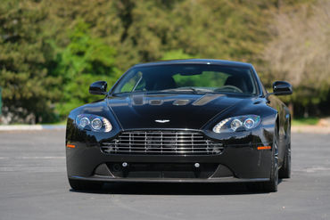 250420 V12 Vantage 006