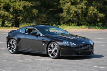 250420 V12 Vantage 009