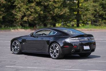 250420 V12 Vantage 015