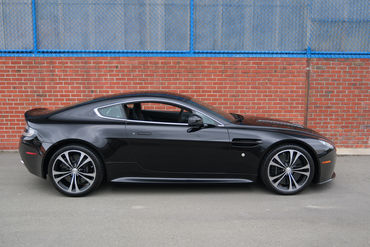 250420 V12 Vantage 021