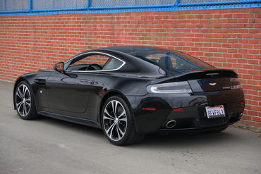 250420 V12 Vantage 024