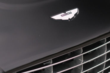 250420 V12 Vantage 048