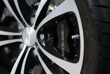 250420 V12 Vantage 061