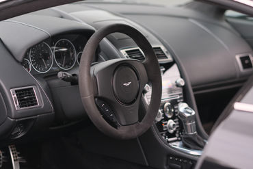 250420 V12 Vantage 063