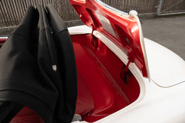 251024 White Vette 23