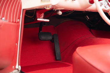 251024 White Vette 43