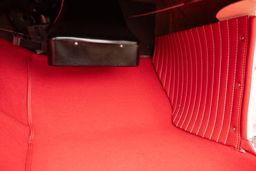 251024 White Vette 50