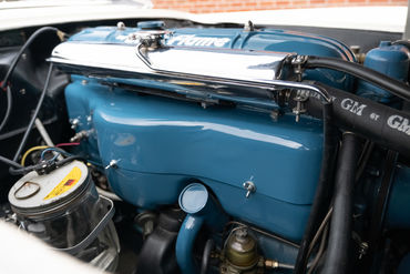 251024 White Vette 64