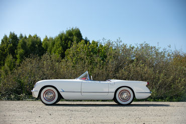 251106 White Vette 005