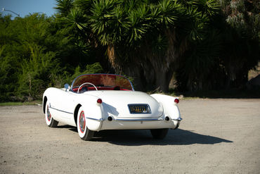 251106 White Vette 008