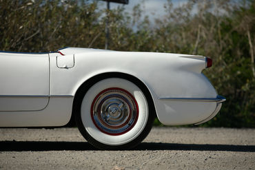 251106 White Vette 013