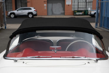 251106 White Vette 043