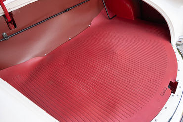 251106 White Vette 084