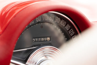 251106 White Vette 106