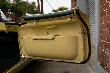 251024 Yellow Vette 107