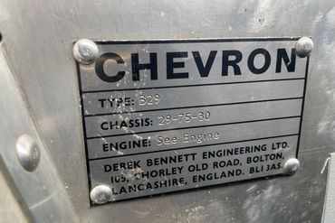 231020 Chevron W 64