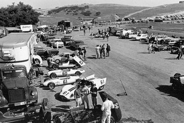 Cunningham Laguna Seca October 1962 Cunningham Race Team pits