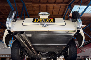 XK120 DHC U 7