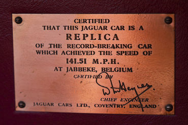 211204 W Jaguar XK120 35