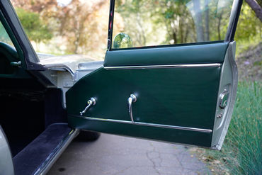 Interior 25