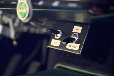Interior 31