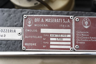 220303 W Maserati Ghibli 80