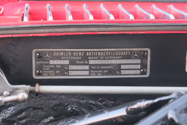 250821 300 SL 85
