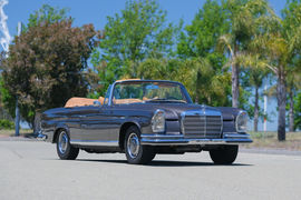 250524 280 SE Convertible BROWN 001