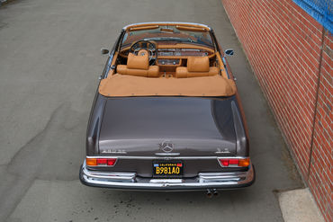 250524 280 SE Convertible BROWN 018