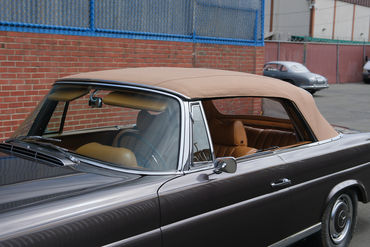 250524 280 SE Convertible BROWN 040