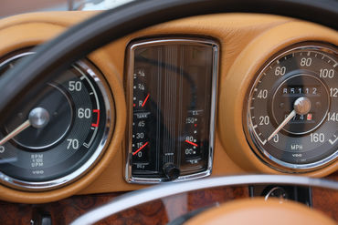 250524 280 SE Convertible BROWN 060