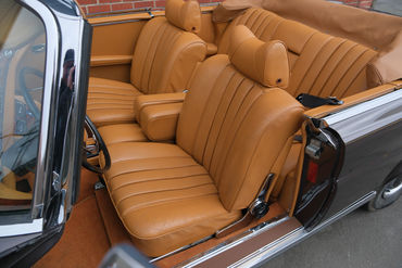 250524 280 SE Convertible BROWN 072