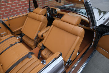 250524 280 SE Convertible BROWN 079
