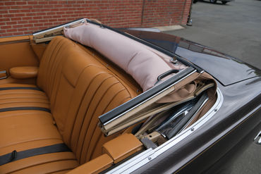 250524 280 SE Convertible BROWN 084
