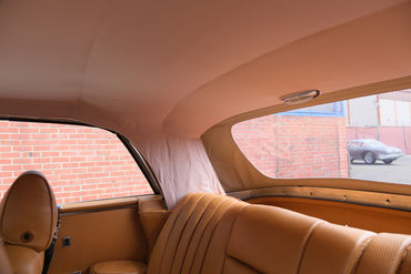 250524 280 SE Convertible BROWN 088