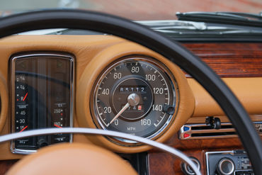 250524 280 SE Convertible BROWN 108