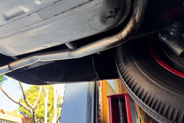 260312 Olds 88 Under 28