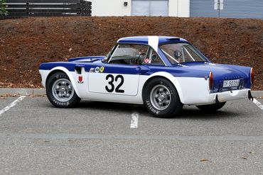 0 C4 A1718