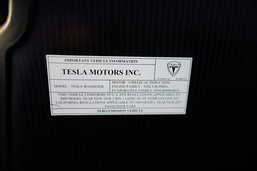 230413 Tesla W 57